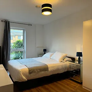  Apartment Greenwich 2 Bedroom