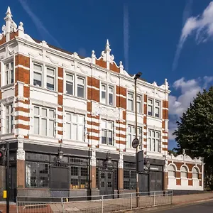  Apartment Antigallican In London