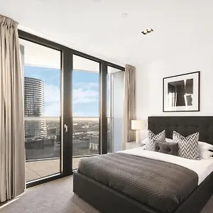  Apartment Luxury Balcony Apartment, Canary Wharf