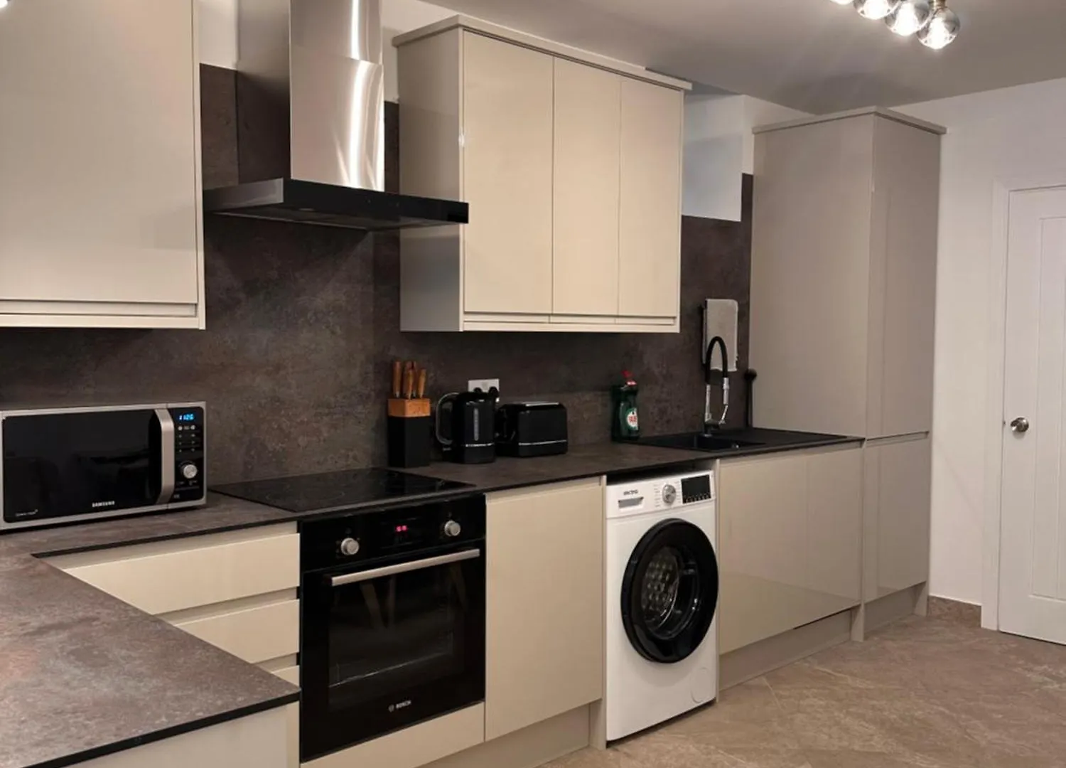 Aya'S Snaresbrook Apartment London