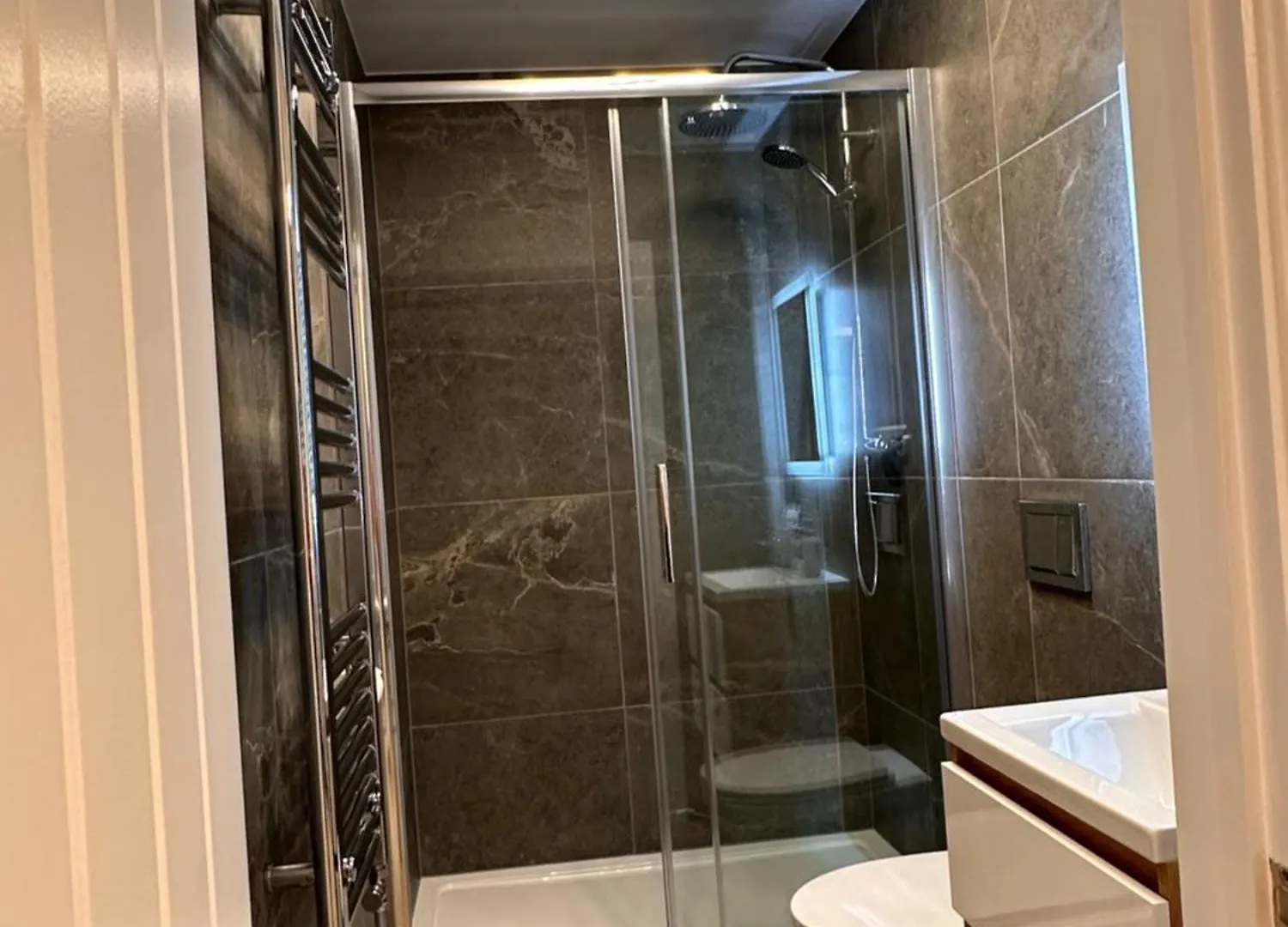 Aya'S Snaresbrook Apartment London United Kingdom